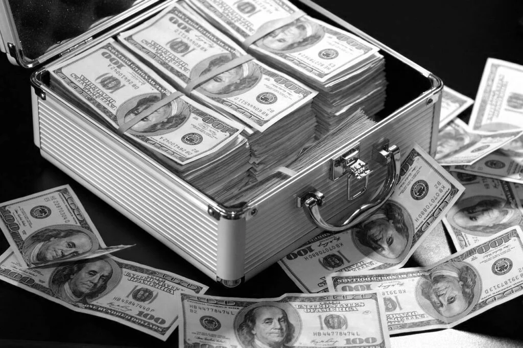 Top 3 Cash Flow Management Business Strategies 2 Top 3 Cash Flow Management Business Strategies