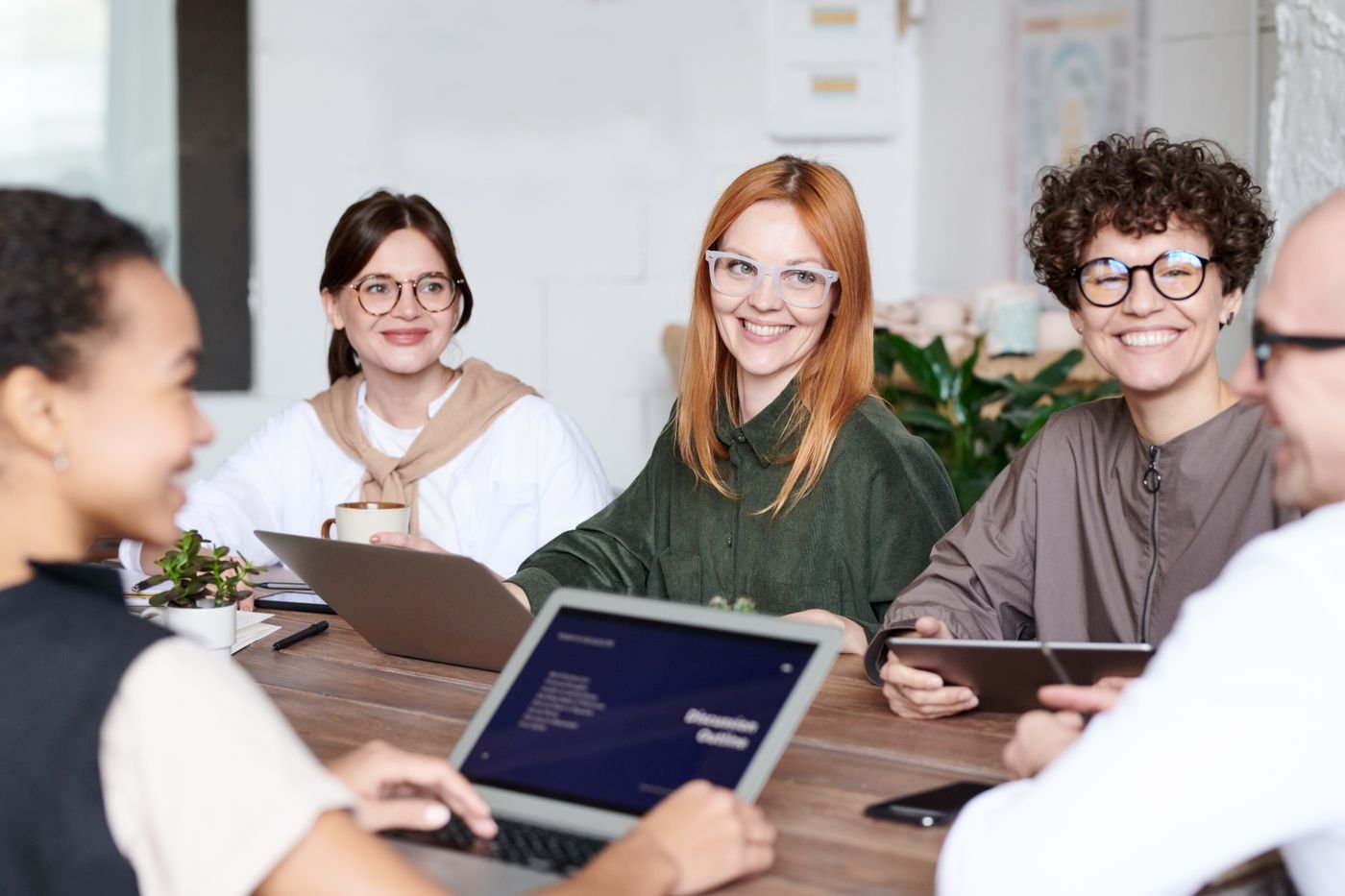 Lifecycle Marketing Planning 1 Team organizing content and buyer journey